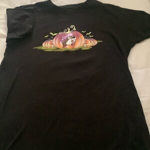 Buc-ees black Halloween tee shirt. Mens small